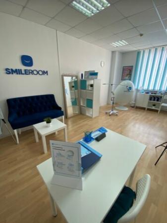 Фотография Студия косметического отбеливания зубов Smile room 3